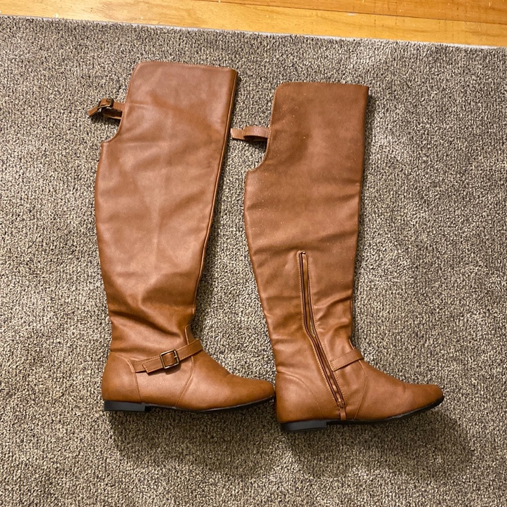 Used knee high boot